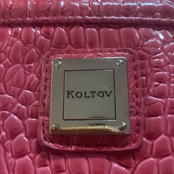 KOLTOV pink multi cross body wallet. Pink “alligator”. - Picture 2 of 7